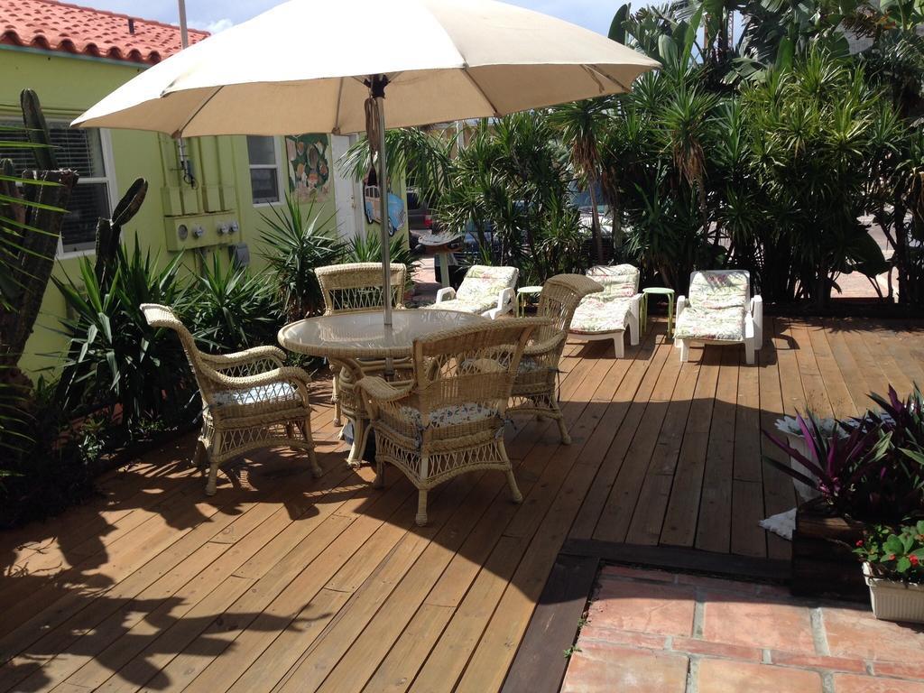 Angelfish Inn Hollywood Exterior photo